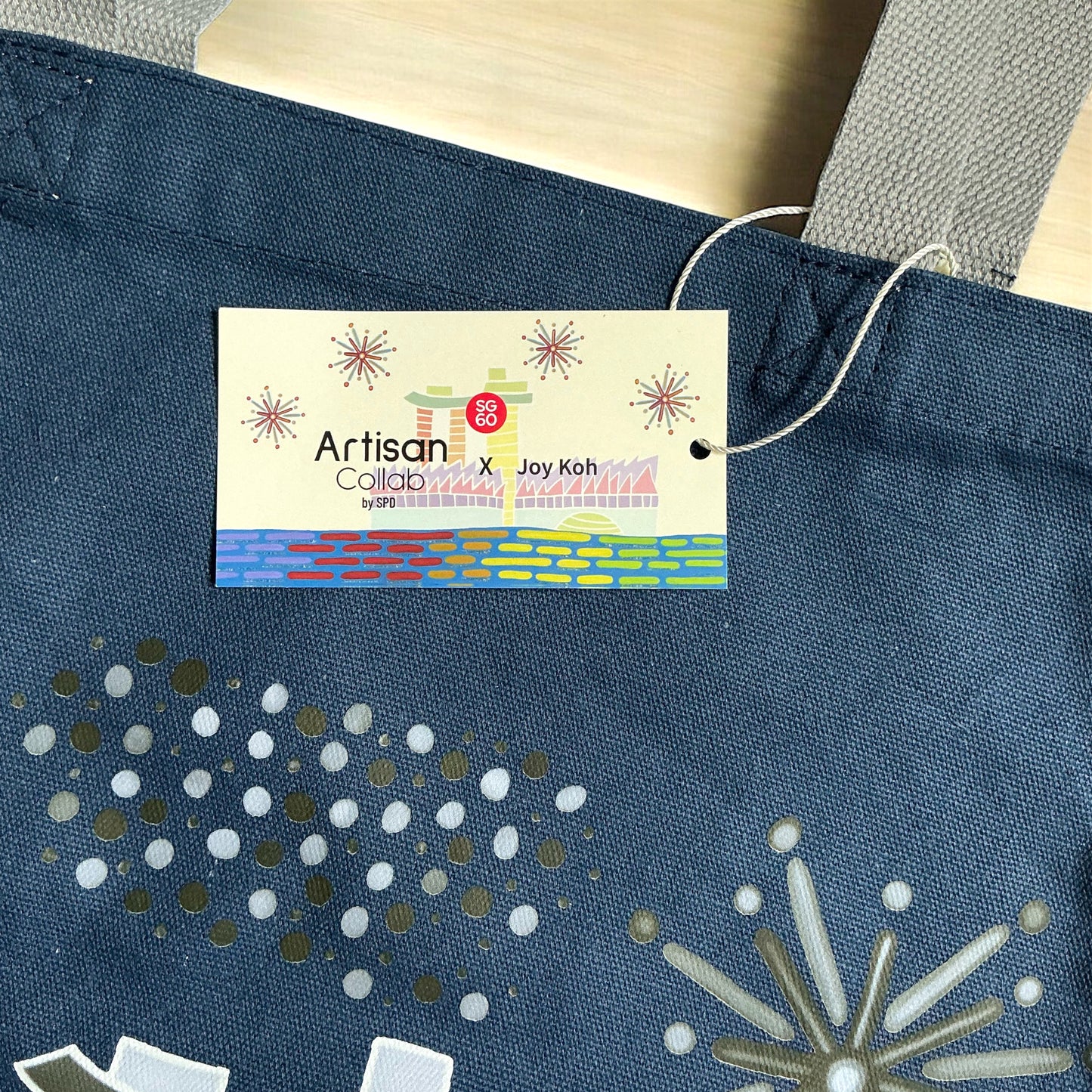 The Festive Bayfront Tote Bag (monochrome)
